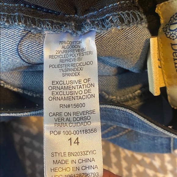 Democracy Ab Technology High Rise Straight Jeans 14 - Picture 12 of 13